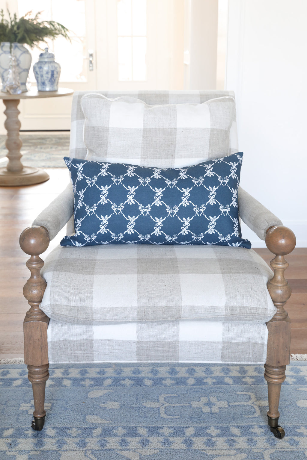 Holiday Bows Lumbar Pillow Cover, 26" x 15"