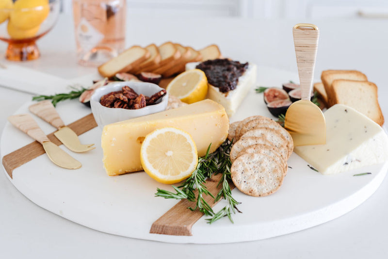WHITE ROUND CHARCUTERIE BOARD