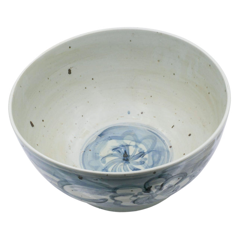 BLUE AND WHITE FLORAL BOWL
